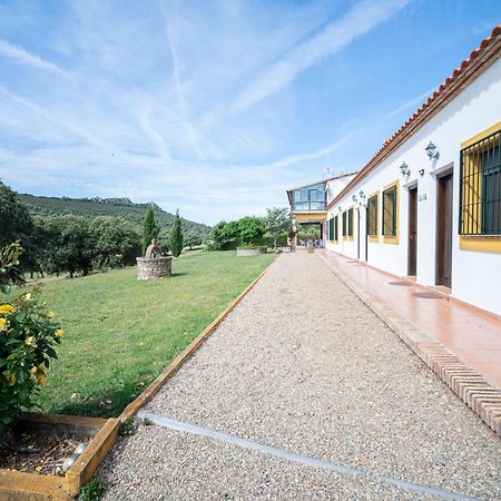 Casa Rural La Sierra De Monfraguee Малпартида де Пласенсия Екстериор снимка